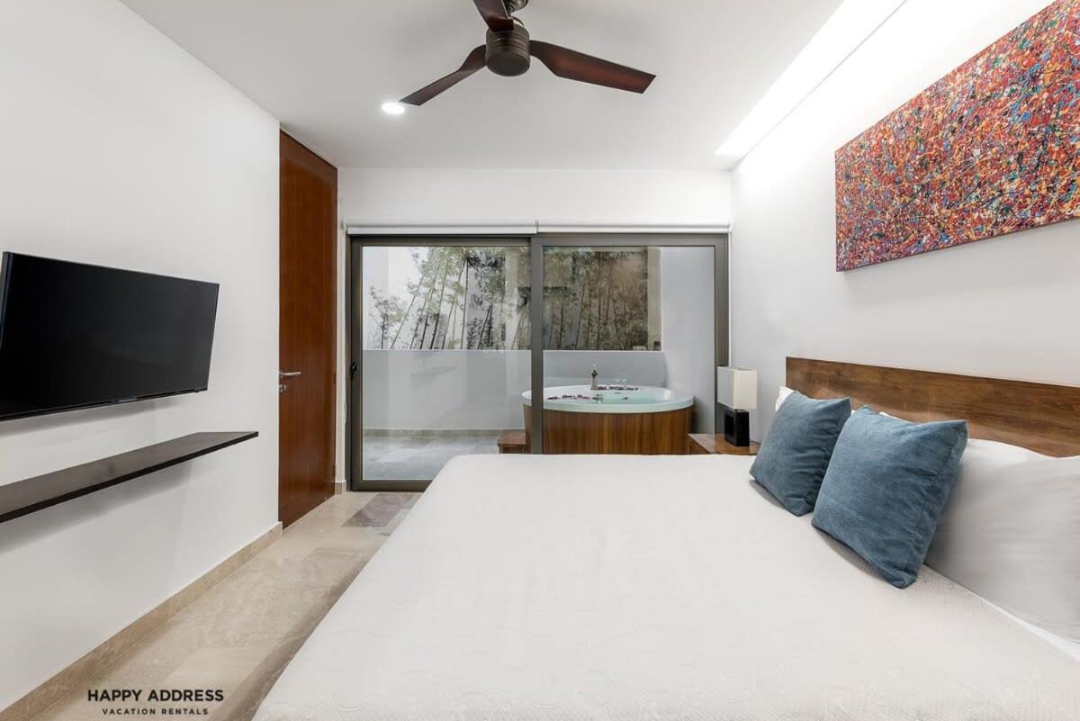 Trendy 1 Bedroom Apartment In Cruz Con Mar Brand New Building Плая дел Кармен Екстериор снимка