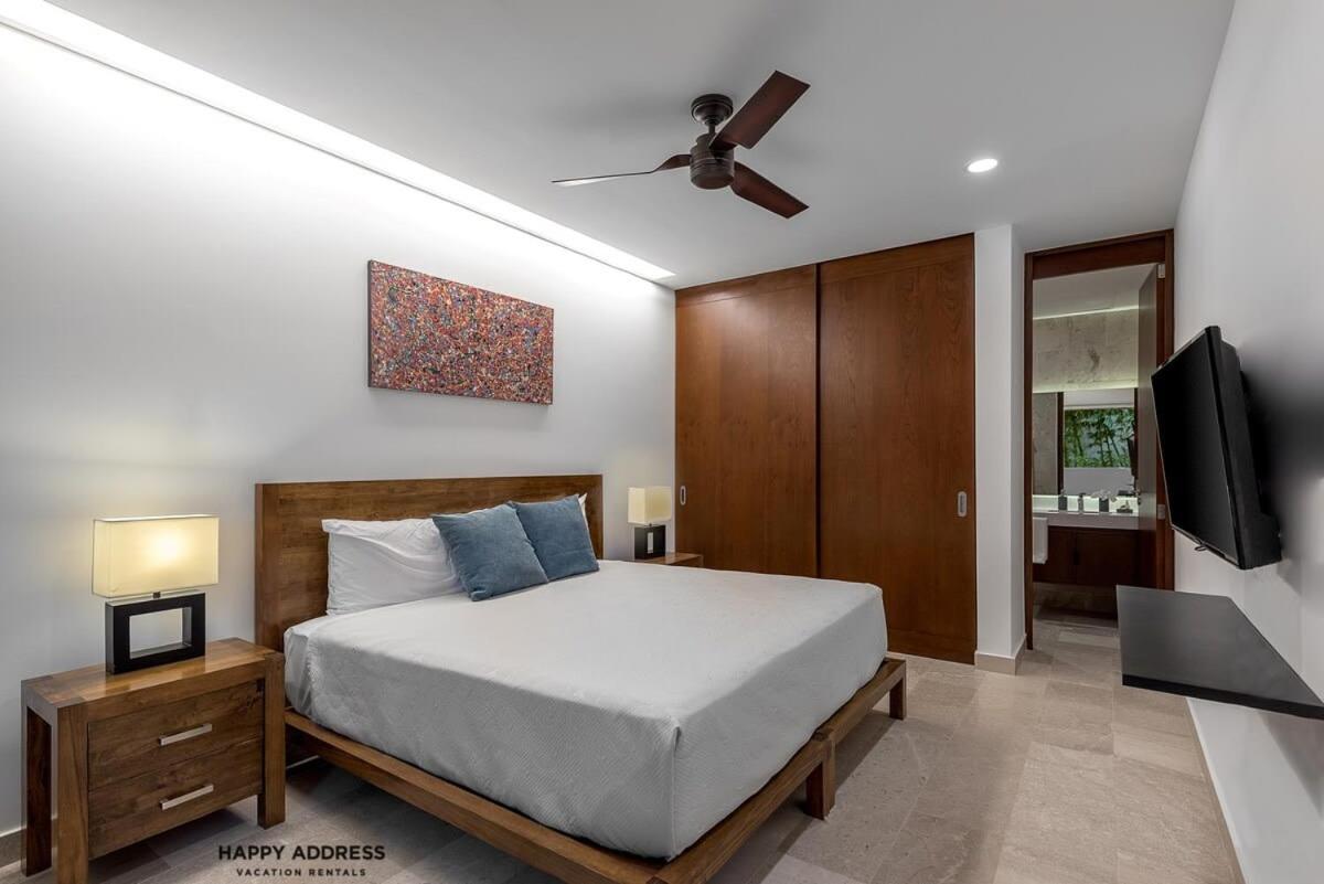 Trendy 1 Bedroom Apartment In Cruz Con Mar Brand New Building Плая дел Кармен Екстериор снимка