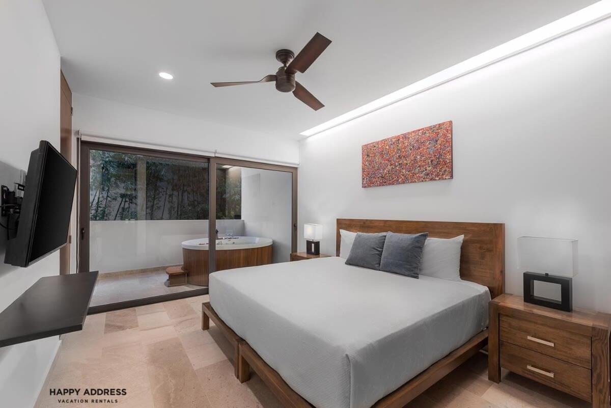 Trendy 1 Bedroom Apartment In Cruz Con Mar Brand New Building Плая дел Кармен Екстериор снимка
